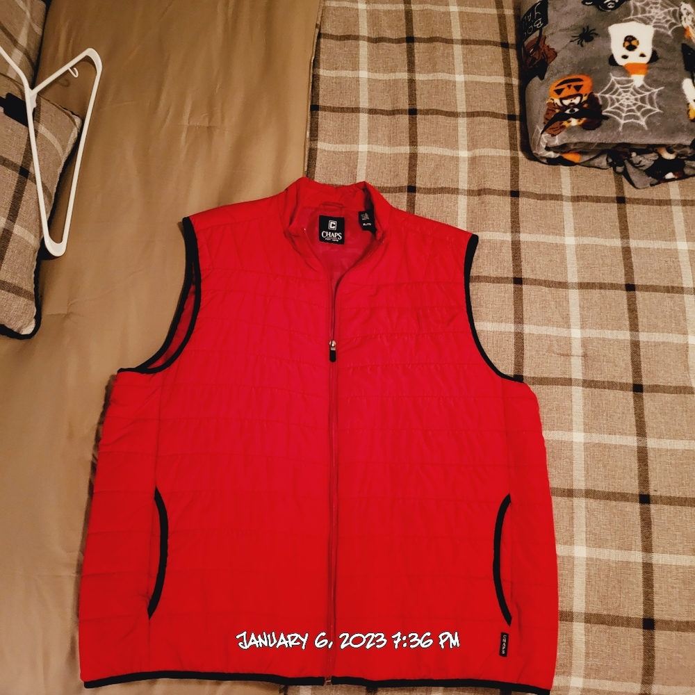 Men's CHAPS vest